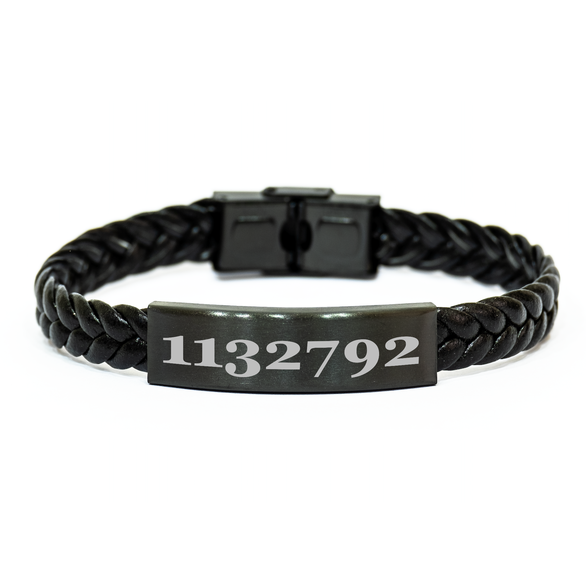 Case Manager Gifts from Friends, Funny Interlaced Leather Bracelet for Graduation, 'I'm A Case Manager. Not A Magician' - Image 1
